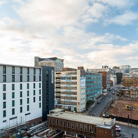 Maevela Apartments ☆ Pink Luxury Apartment With Balcony - Birmingham City Centre - 5 Min Walk From Bullring, Cube, Mailbox, New Street Station - Free Netflix & Wifi المظهر الخارجي الصورة