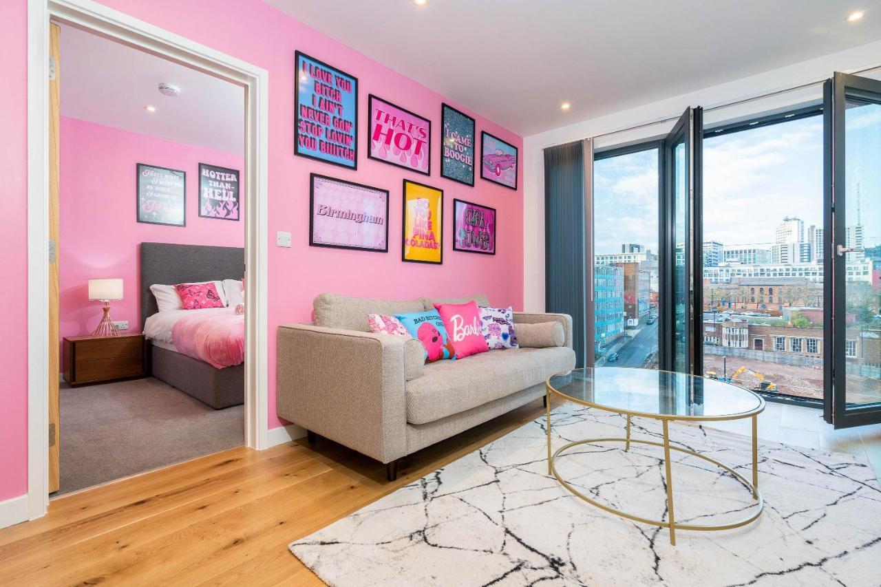 Maevela Apartments ☆ Pink Luxury Apartment With Balcony - Birmingham City Centre - 5 Min Walk From Bullring, Cube, Mailbox, New Street Station - Free Netflix & Wifi المظهر الخارجي الصورة
