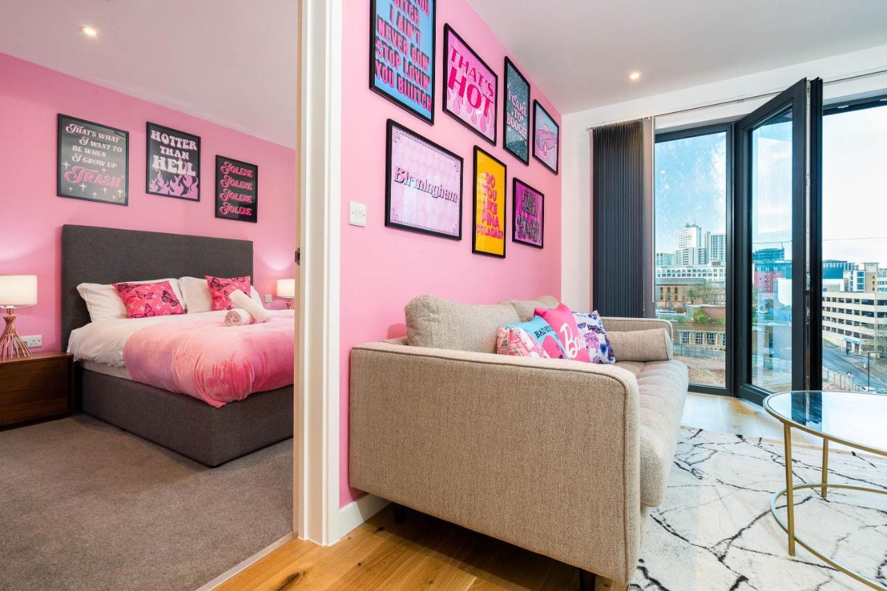 Maevela Apartments ☆ Pink Luxury Apartment With Balcony - Birmingham City Centre - 5 Min Walk From Bullring, Cube, Mailbox, New Street Station - Free Netflix & Wifi المظهر الخارجي الصورة